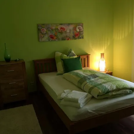 Ninas - Exklusiv Fuer Frauen