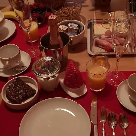 Bed & Breakfast Ninas - Exklusiv Fuer Frauen Bremen