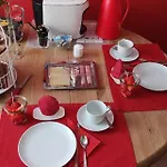 Couette-café Ninas - Exklusiv Fuer Frauen Brême