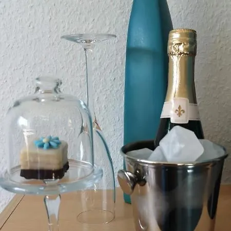 Ninas - Exklusiv Fuer Frauen 4*